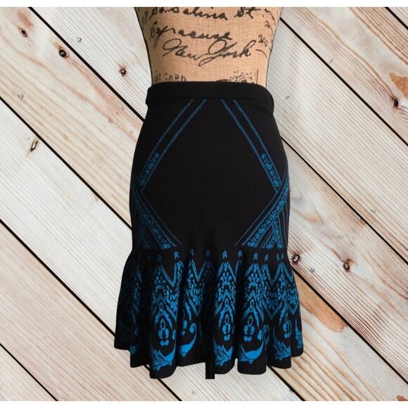 NEW Grace Elements size XS flared sweater skirt - Picture 1 of 6